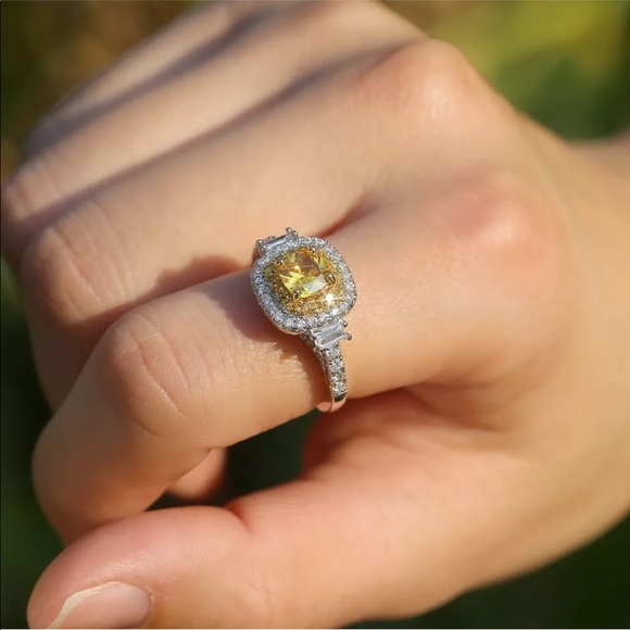925 Stamped Sterling Silver Citrine Yellow Diamond Ring - Picture 6 of 9